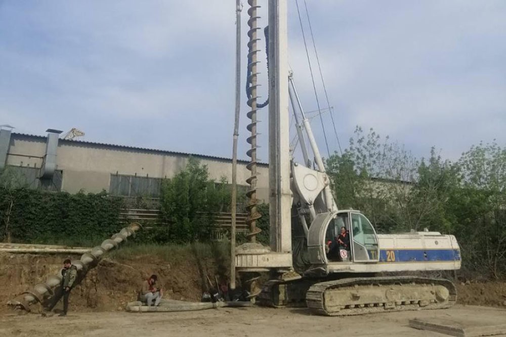 Бурова установка CMV TH 20