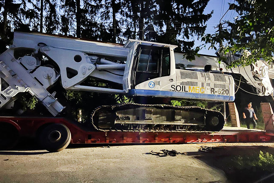 Бурова установка Soilmec R 620